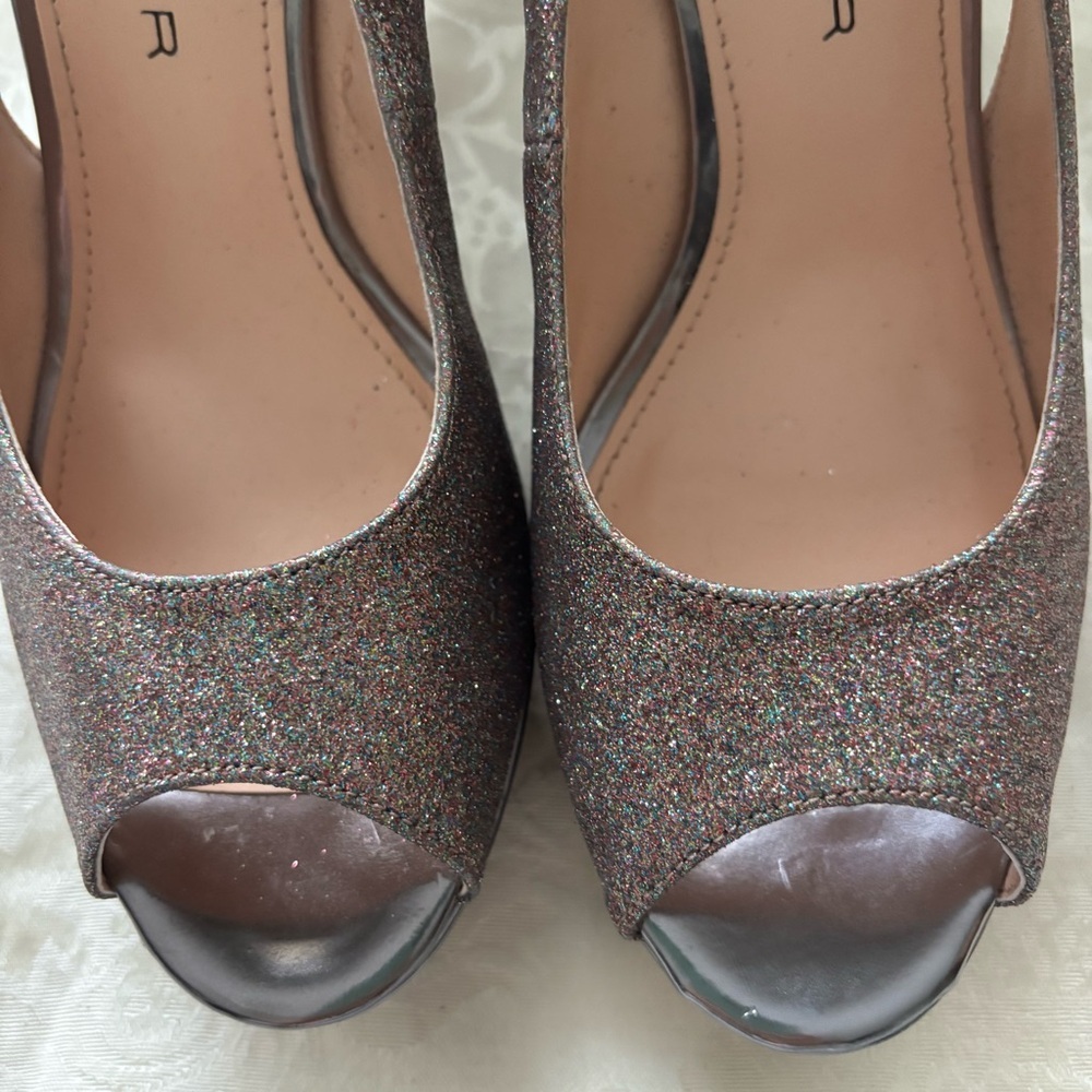 Marc Fisher Multi-Colored Peep Toe Glitter Pumps, Size 8.5 - Picture 9 of 15